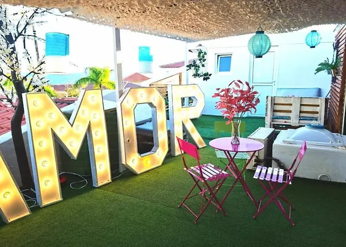 Konukevi Bunga-love (adults Only)