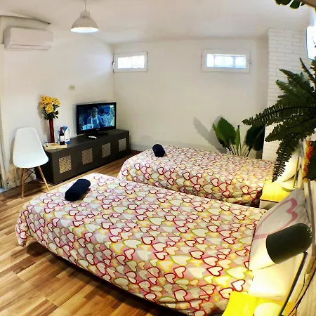 게스트하우스 Bunga-love (adults Only) 아데제