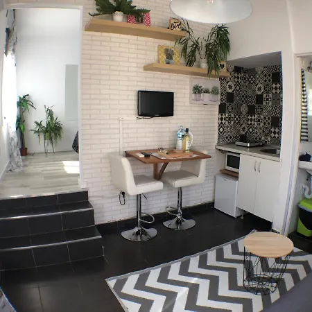 Gasthuis Bunga-love (adults Only)